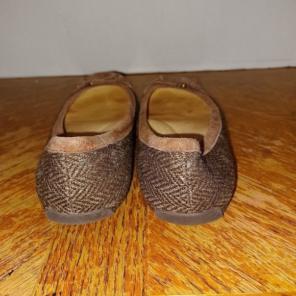 LL Bean Women's Ballet Flats Shoes Brown Size 6.5M. Gently used in good shape se - Picture 8 of 10